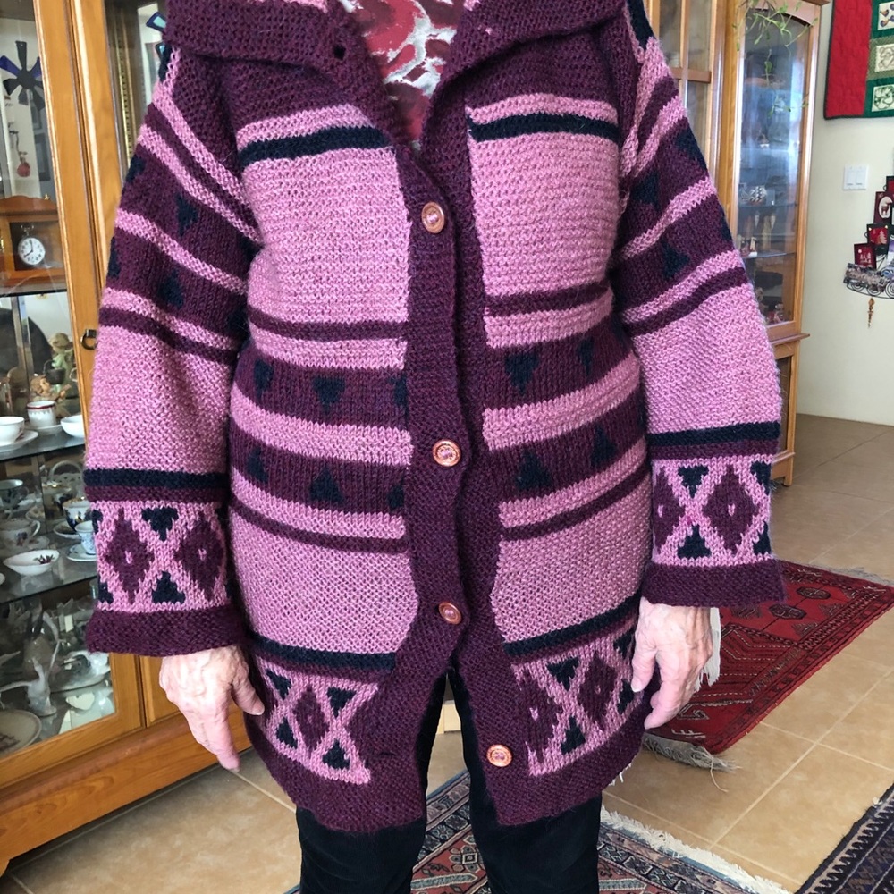 Vintage Hand Knit Wool Sweater - Picture 5 of 6